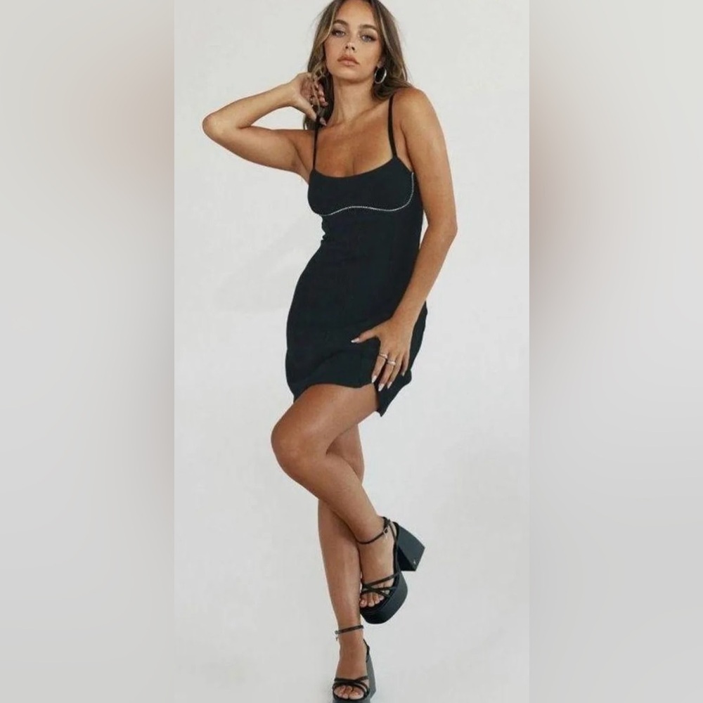 Princess Polly Black Rhinestone
Lunara Mini Dress 4